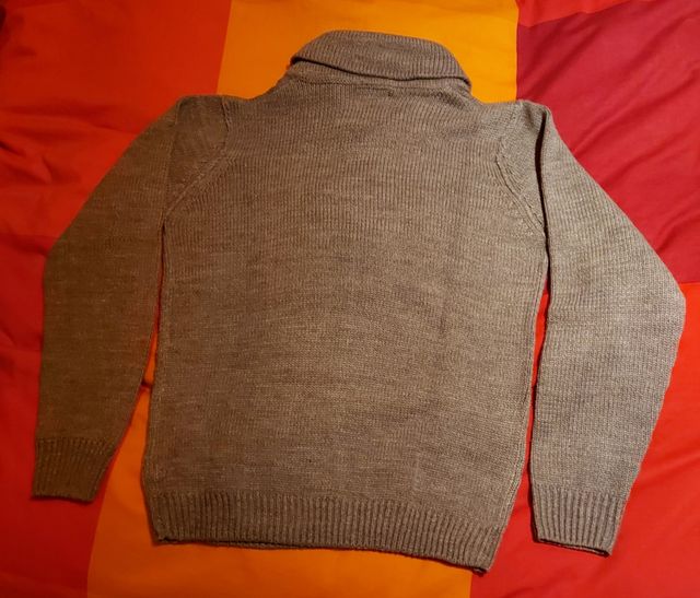 Jersey hombre gris nuevo