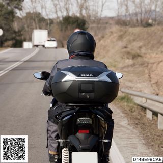 Baul trasero moto SH47 D44B