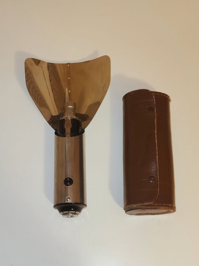 Flash Finelux + funda + adaptador de bombilla