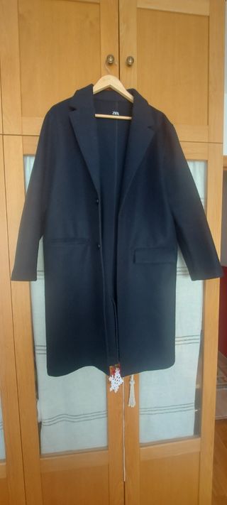 Abrigo azul Zara