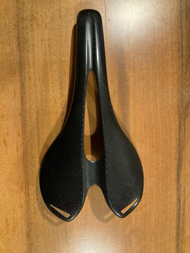 sella carbonio bici corsa