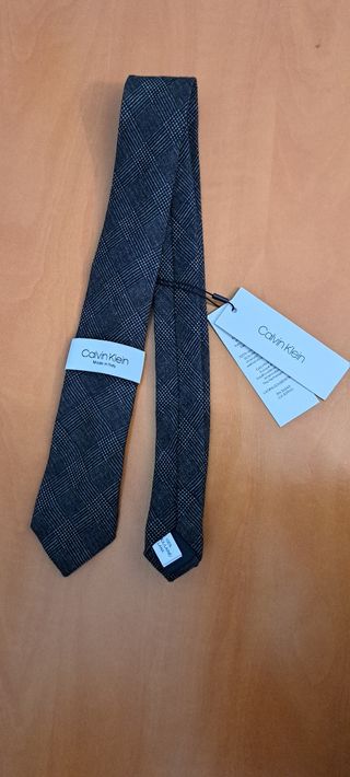 Calvin Klein corbata