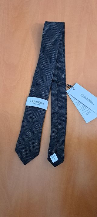 Calvin Klein corbata