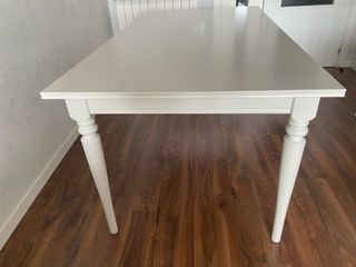Mesa blanca Ikea