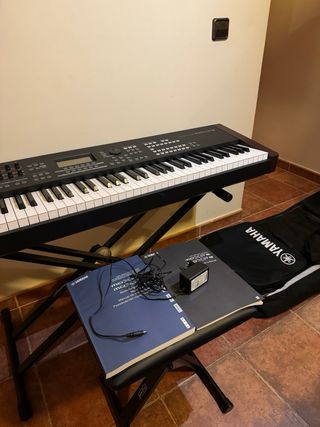 Sintetizador Yamaha MOXF8