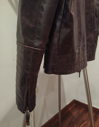 Cazadora de cuero