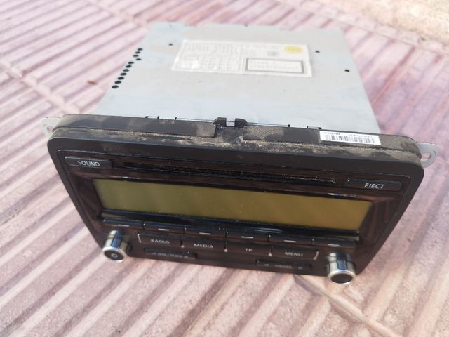 Auto radio touran 
