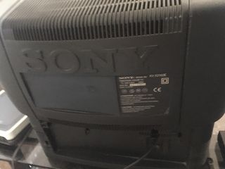 SONY Trinitron 21”
