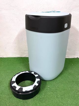 Contenedor pañales azul, Tomme Tippe