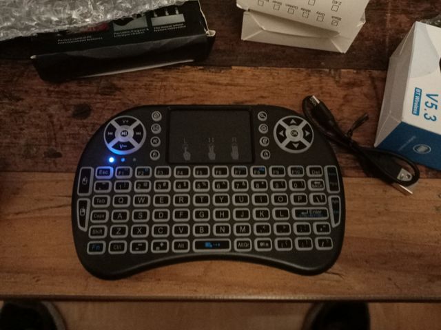 Teclado para smart TV, tablets, mov,...