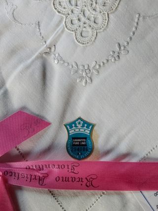 Lenzuola matrimoniali in lino ricamato 