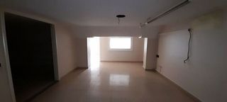 Local comercial en venta en Joc de la Bola - Camps d'Esports - Ciutat Jardí - Montcada en Lleida