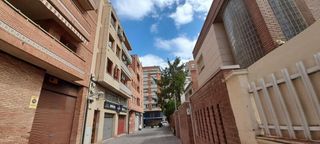 Local comercial en venta en Joc de la Bola - Camps d'Esports - Ciutat Jardí - Montcada en Lleida