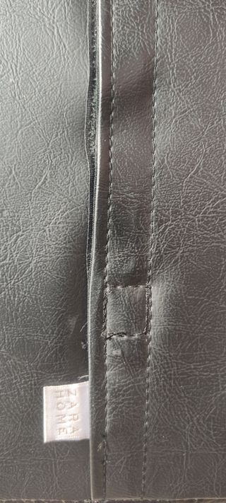 Puff de piel Zara Home