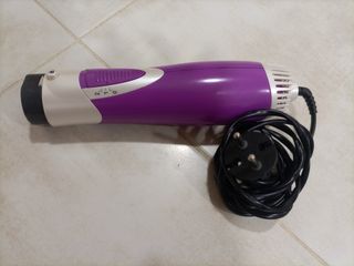 Secador con accesorios