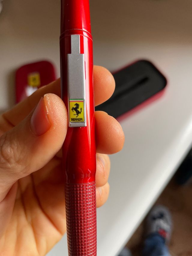 Penna Ferrari Pole Position