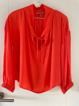 Blusa Maison Scotch suave 100% natural