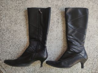 Botas altas negras