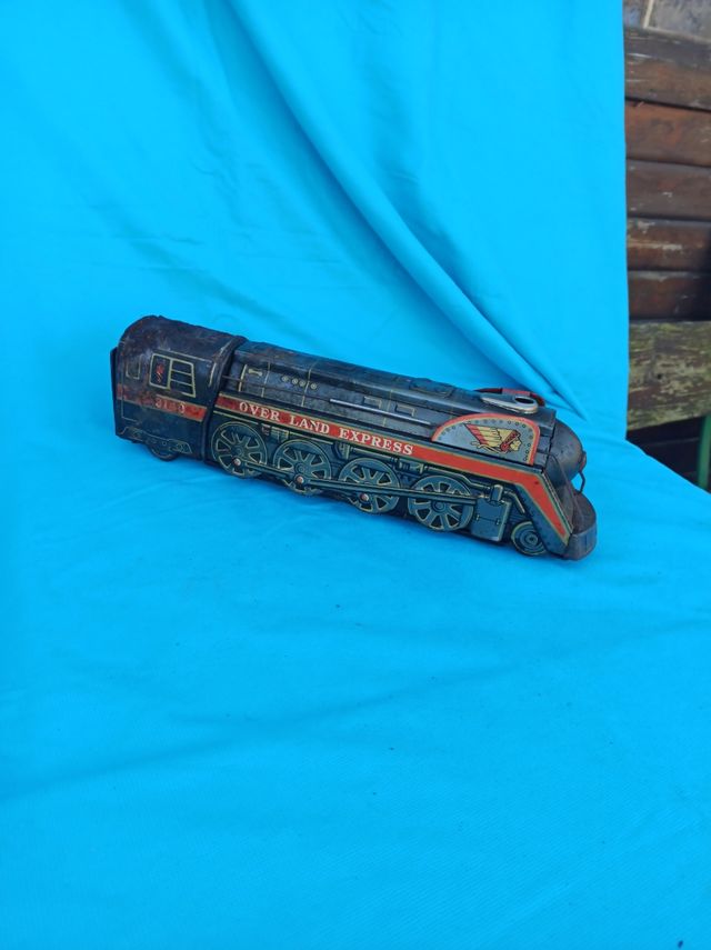 Treno in latta giocattolo vintage