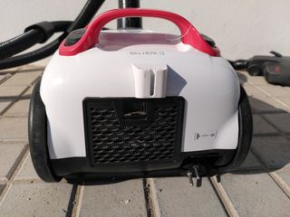 Aspirador con bolsa UFESA