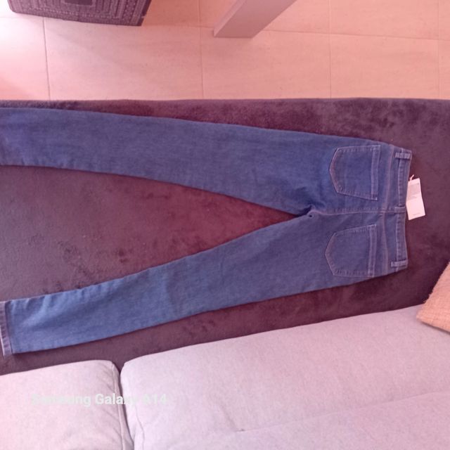 Pantalón vaquero talla 34