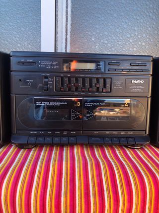 Radio Cassette SANYO