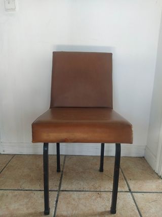 Silla estilo industrial