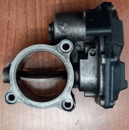 MARIPOSA BMW MOTOR N47 REF: 7810752