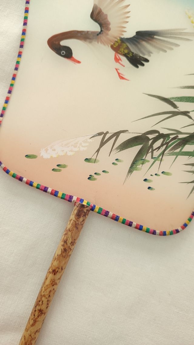Pay-pay de seda pintado a mano. Abanico