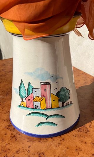 vaso dipinto a mano
