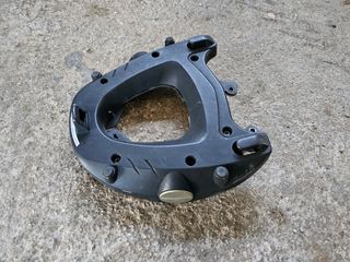 Base para baúl Monokey F800R