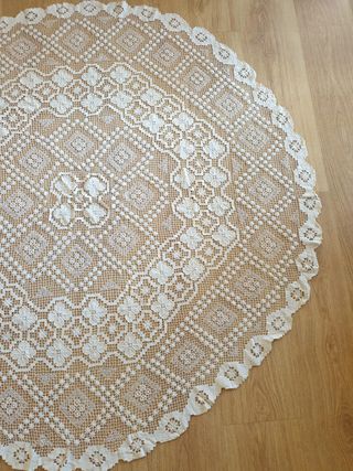Mantel encaje redondo 145cm