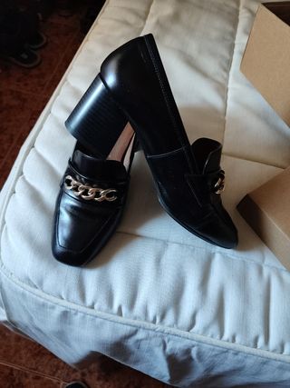 Zapatos de mujer marca miMao número 37