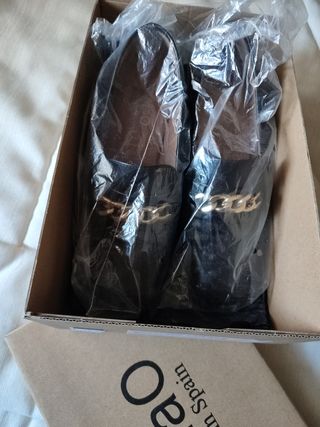 Zapatos de mujer marca miMao número 37