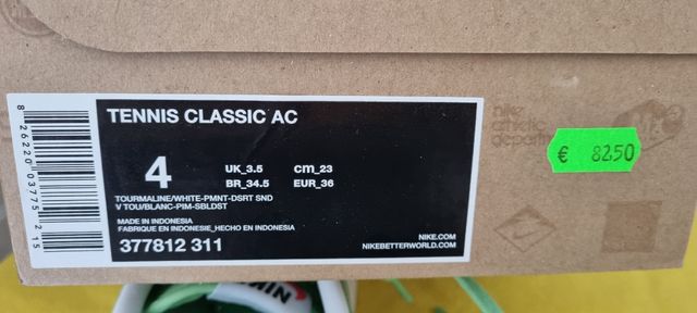 Scarpe Nike. Come nuove.