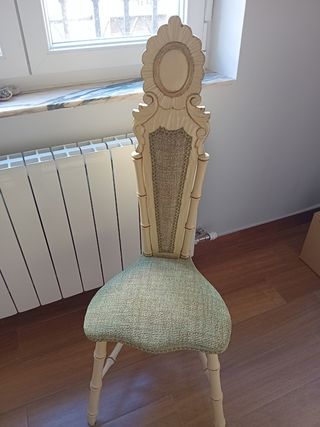 Silla antigua vintage bambú