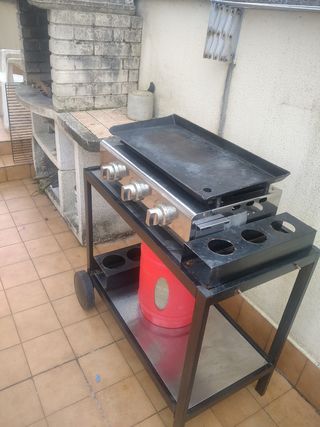 Vendo plancha para barbacoa