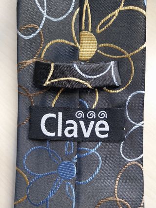 Corbata con estampado floral