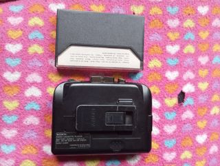 Walkman Sony antiguo más cinta west side story