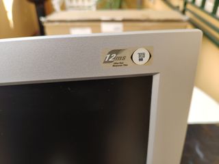 PANTALLA ORDENADOR LG 12 milisegundos