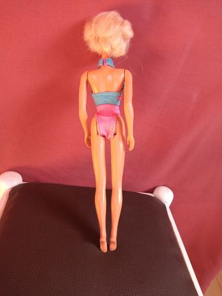 Muñeca Sindy nadadora