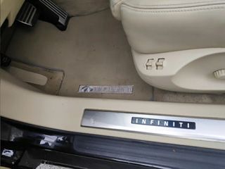 Coche Infiniti QX70 2015