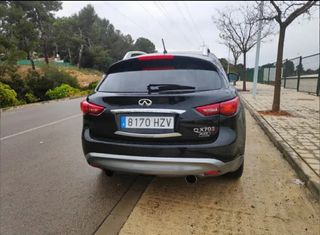 Coche Infiniti QX70 2015