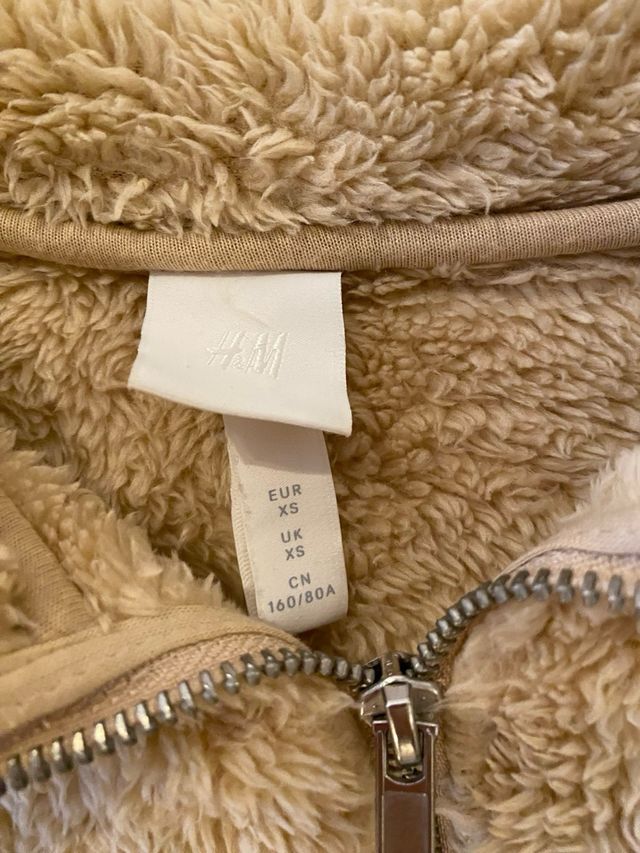 chaqueta pelo color crema