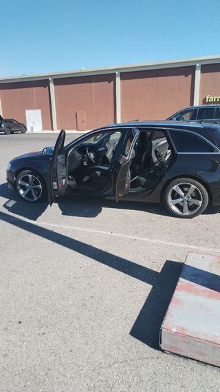 Audi A4 2014