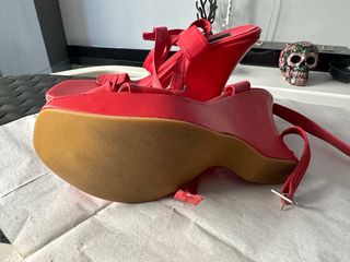 zapatos de cuña rojo 