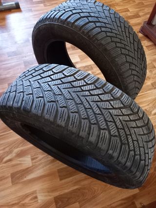 Neumáticos de coche 🚙 