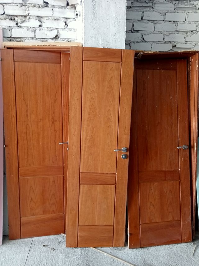 Puertas madera (4 unidades).