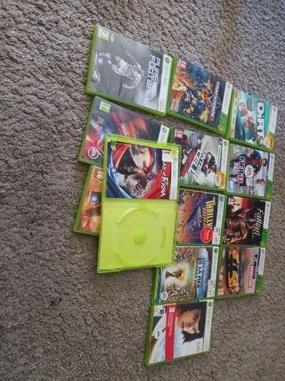 Lote manual y caja  juegos xbox 360