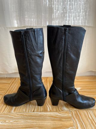 Botas caña alta piel 